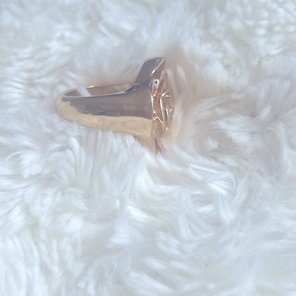 women’s designer ring - Picture 3 of 3